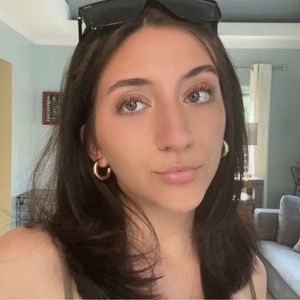 Meet your Posher, Catherine